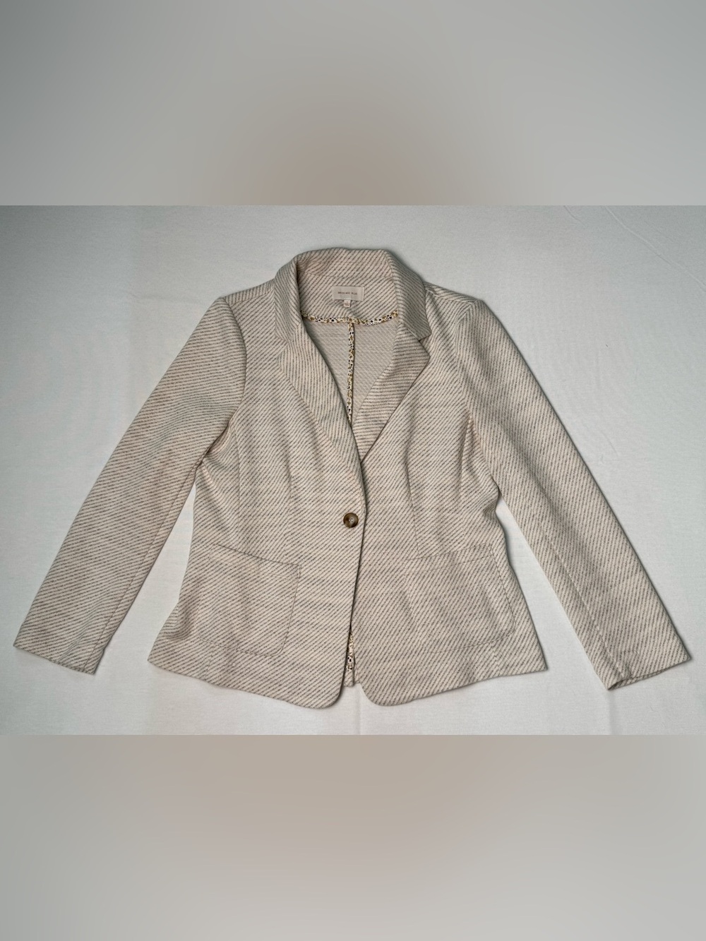 Skies Are Blue Cream Textured Single-Button Blazer